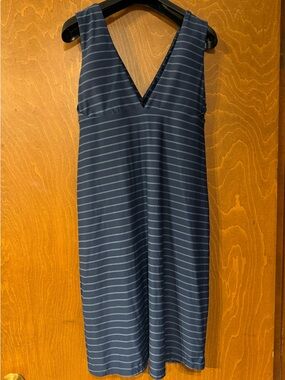 Carve Designs Navy and Light Blue Striped V-Neck Midi Dress